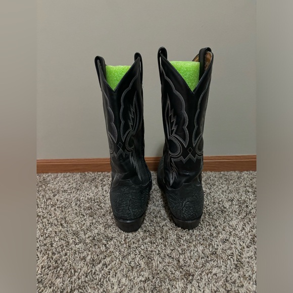 Tony Lama Black Cowboy Boots | size 9D - Picture 2 of 8